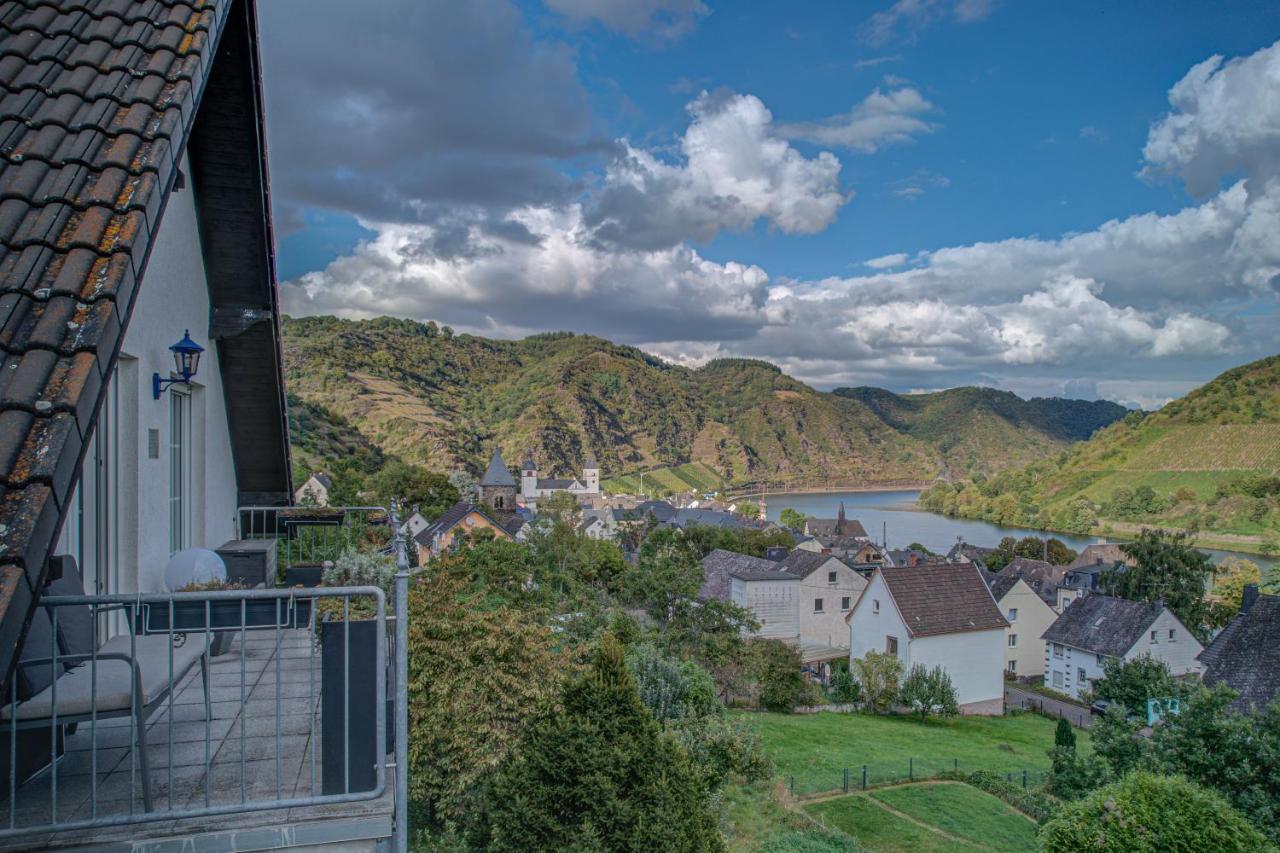 Ferienwohnung Panorama Moselblick ทรัยส์-คาร์เดิน ภายนอก รูปภาพ